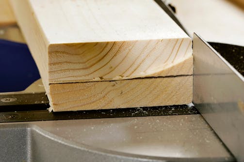 JIIRISIRKKELI: Seuraavaksi opetellaan sahaamaan oikealta syvyydeltä. Jiirisirkkeli